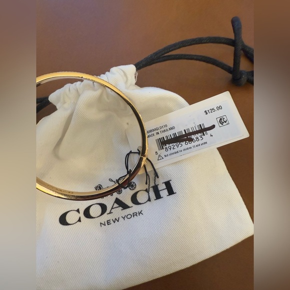 NWT Coach Pavé Hinged Bangle - Picture 5 of 5